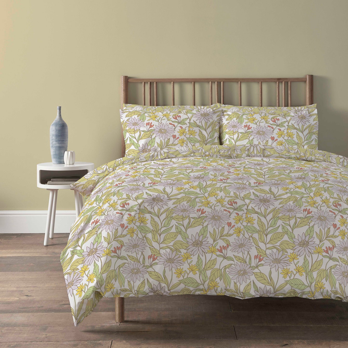 Elinor Lilac Duvet Cover Set Super Soft Floral Printed Bedding with Pillow Cases Easy Care Bed Linen by OLIVIA ROCCO