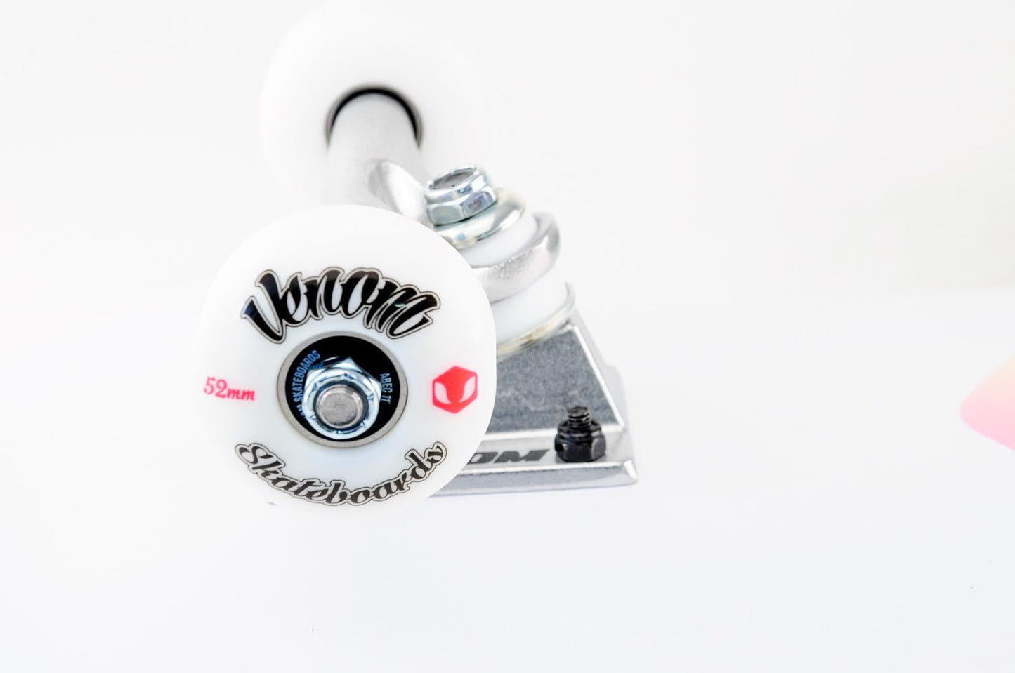 Venom Pro Complete Skateboard - Spectrum - 8.0"