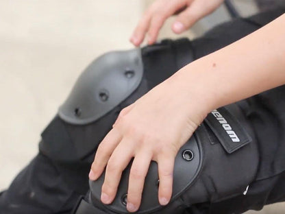 Venom Triple Knee/Elbow/Wrist Pad Set - Adult/Junior