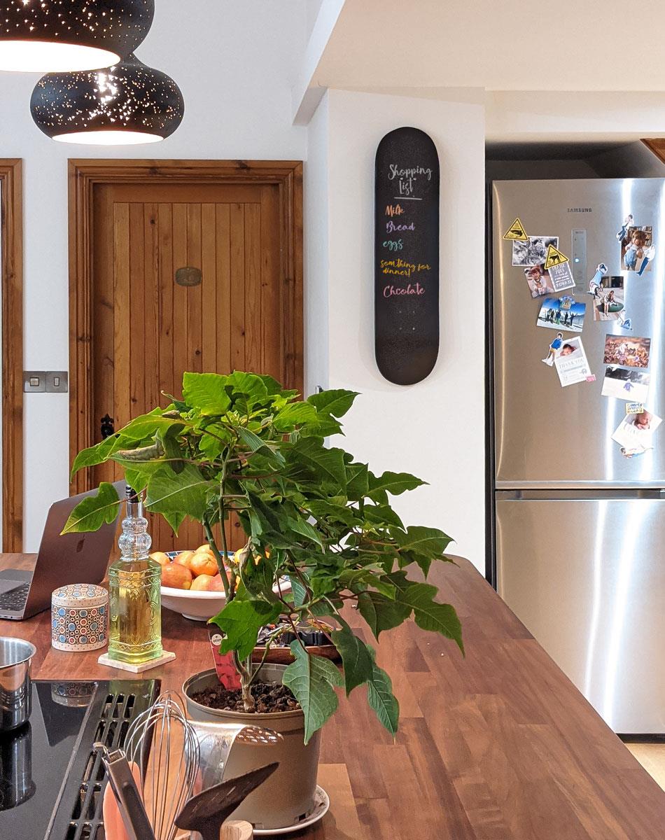 Venom Skateboards Kids Matt Black Chalkboard / Message Board / Bedroom Door Sign Skateboard Deck With Chalk Pack