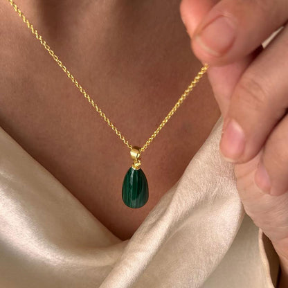 Hera Polished Stone Pendant Necklace Malachite