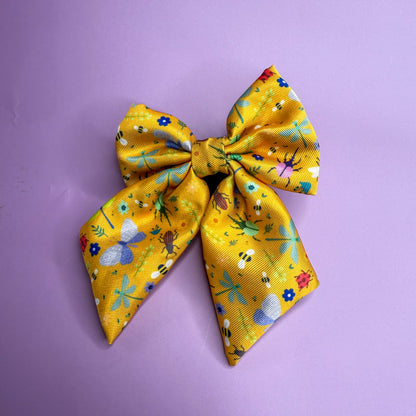 Summer Buzzin’ Sailor bow