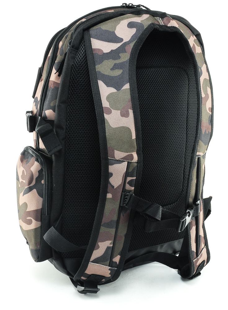 Venom Skateboards PRO Backpack with Skate Carrier - Camo