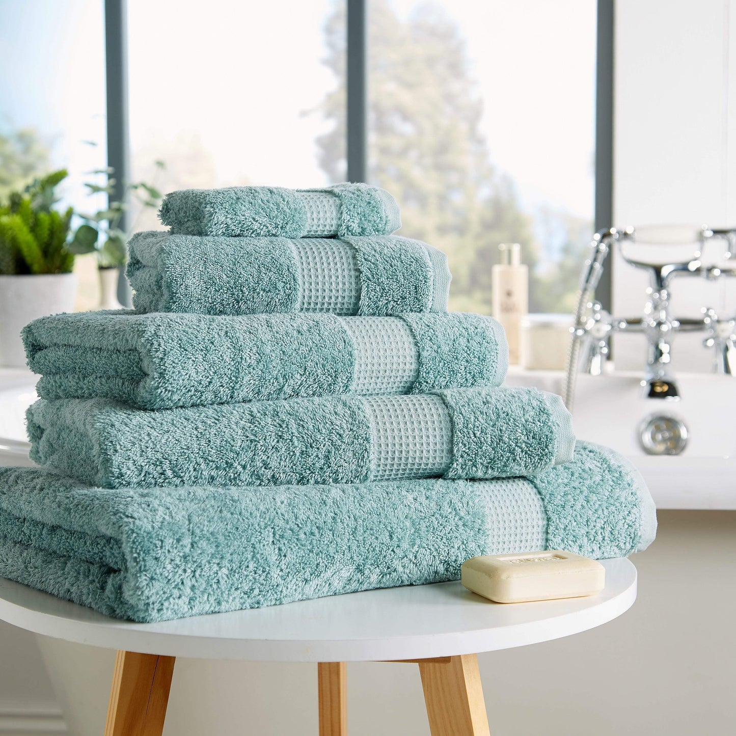 Luxe Egyptian Ultra-Soft Cotton Towels 700GSM High Absorbency Plush Spa Face Cloths Hand Towels Bath Towels XL Bath Sheets OEKO-TEX Certified by OLIVIA ROCCO