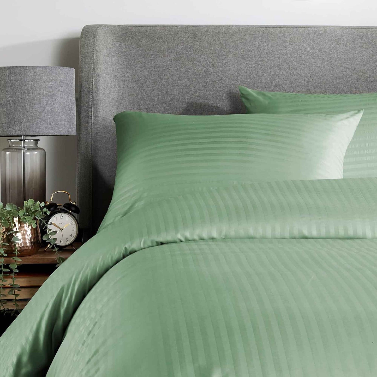 Mayfair Stripe Elegant Reversible Satin Duvet Cover Set with Comforter Multiple Sizes & Colours Luxurious Bedding Collection by OLIVIA ROCCO