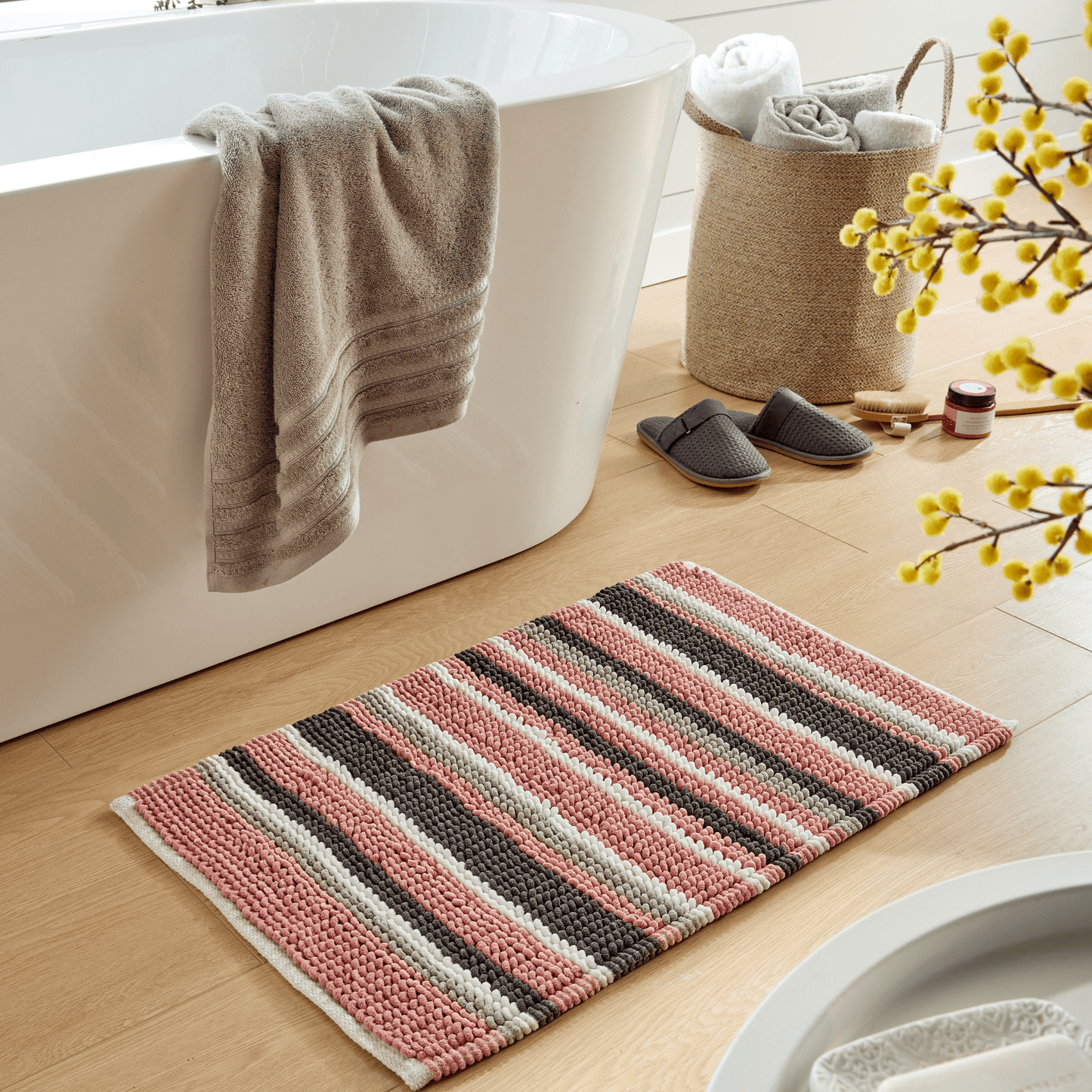 Padstow Super Soft Absorbent Stripe Bathmat 50 x 80 cm Quick-Drying Anti-Slip Durable Bathroom Accessory by OLIVIA ROCCO