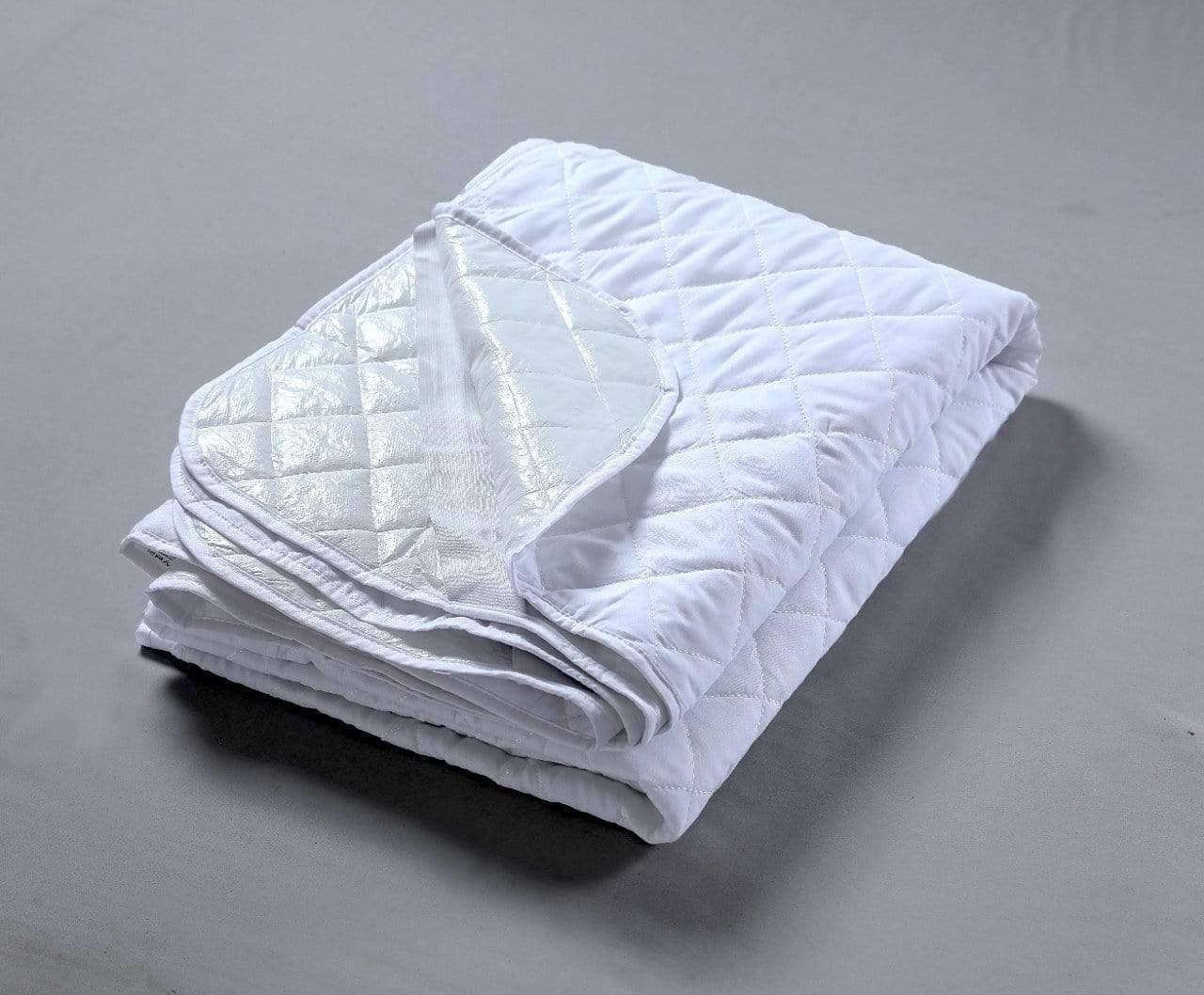 Superb Quilted Extra Deep Mattress Protector Microfibre Top for All Bed Sizes Premium Bedding Protection by OLIVIA ROCCO