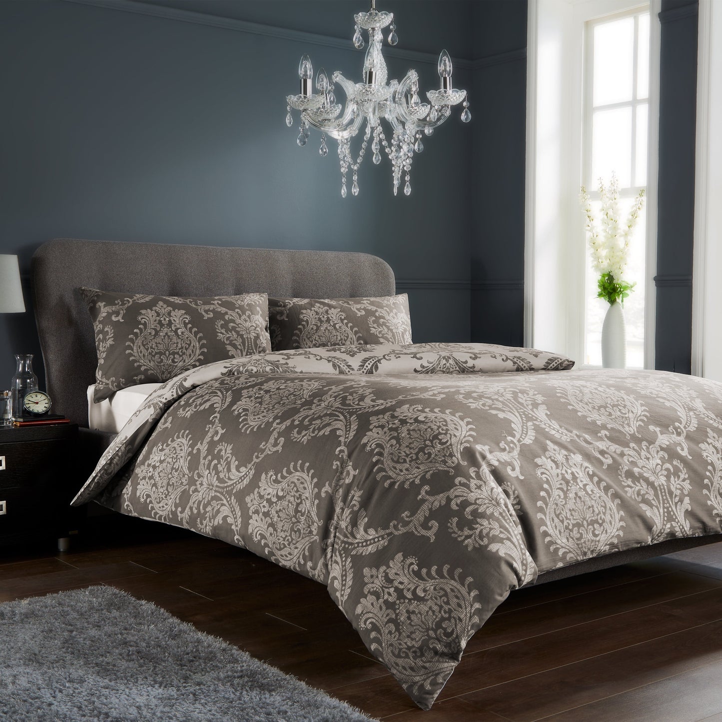 Royal Damask Luxury Super Soft Cotton Rich Duvet Set Easycare Comfortable Bedding Includes Duvet Cover & Pillowcases in Single Double King Sizes by OLIVIA ROCCO
