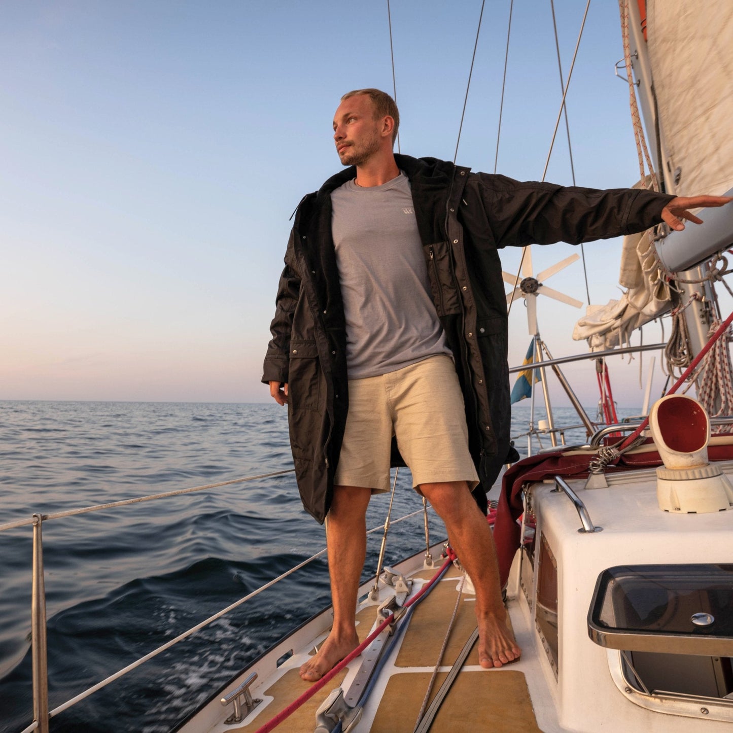 RYDE PRO-VIS CHANGE ROBE 2.0