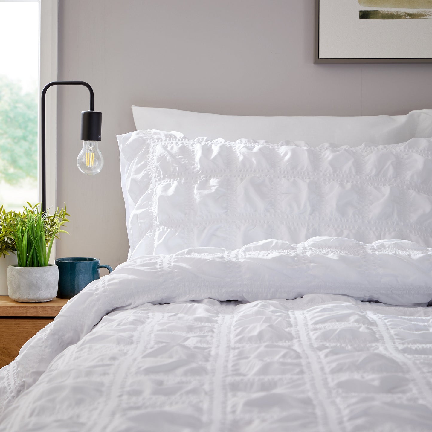 Soho White Microfibre Duvet Cover Set with Pillowcases Quilted Super Soft Easy Care Bedding Bed Linen Set by OLIVIA ROCCO